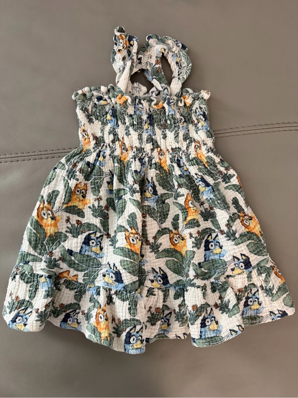 Girls' Smocked Leaf & Bluey Print Sundress - White Green Size 3T